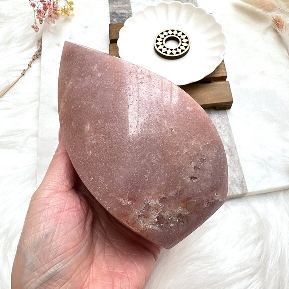 Gorgeous Large Pink Amethyst Flame from Brazil - Picture 9 of 9